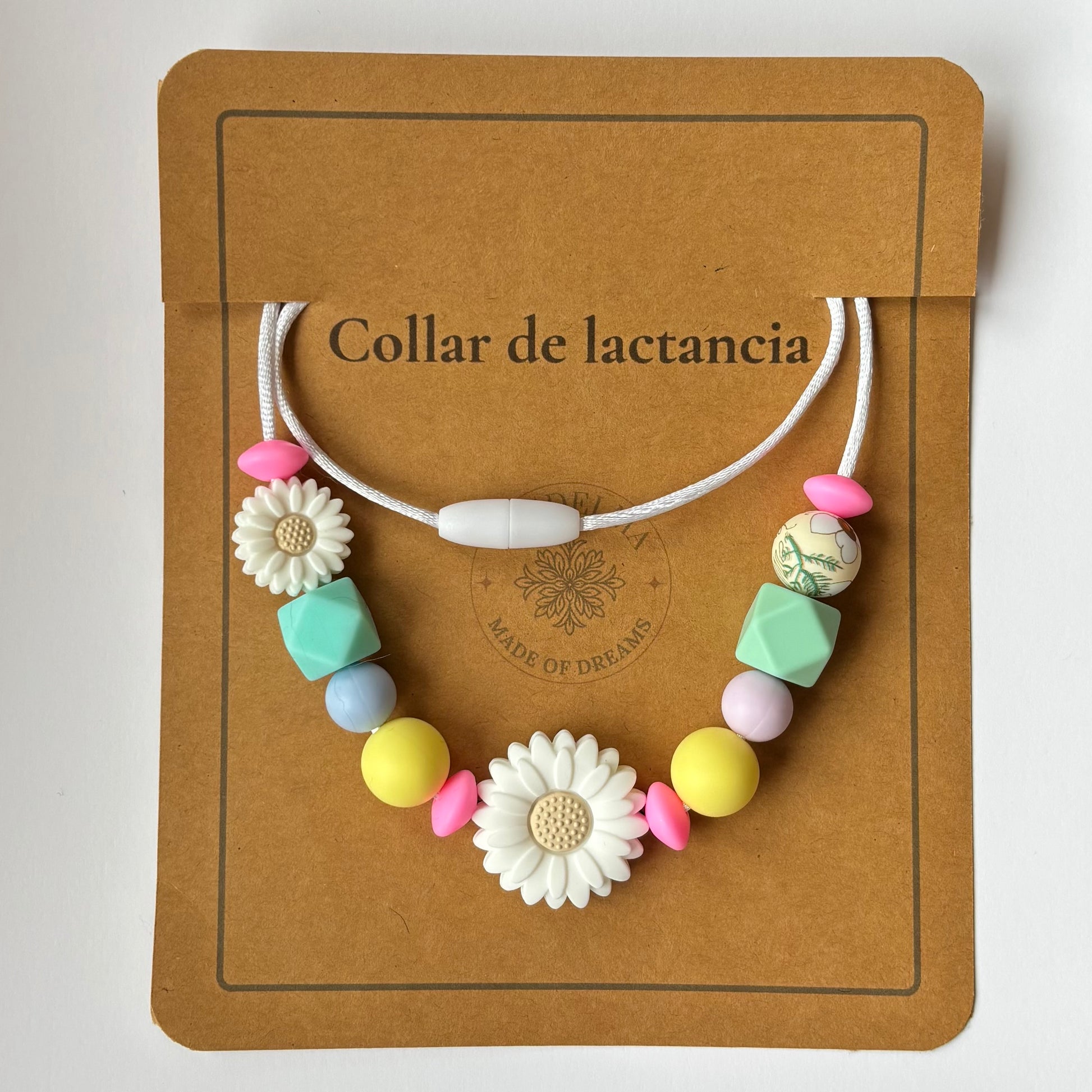 Collar de lactancia una pieza diseño Alegría con tarjeta Rasdelma – presentación del producto