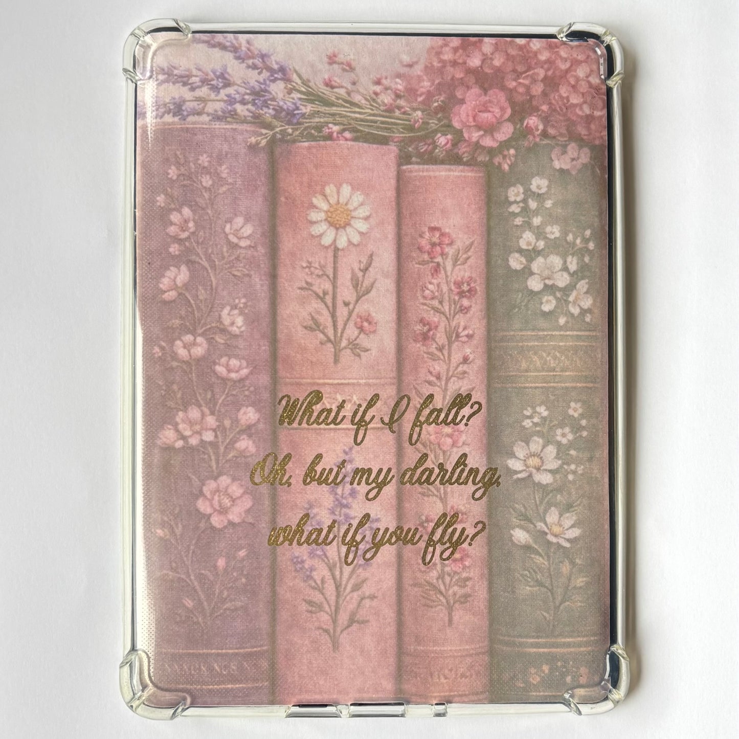 Insert decorativo para eReader colocado en un Kindle – ejemplo de uso